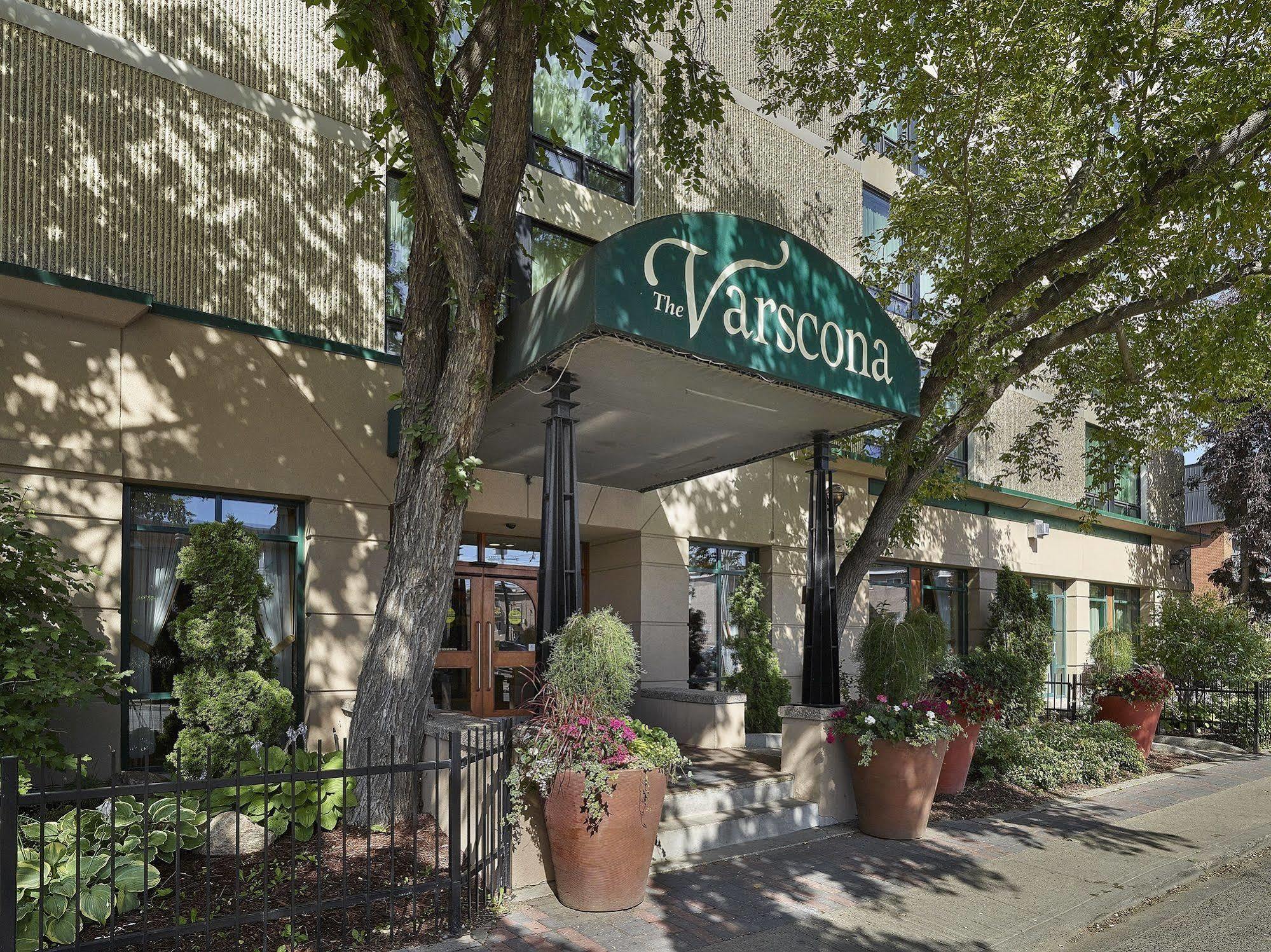 Varscona Hotel On Whyte Едмънтън Екстериор снимка