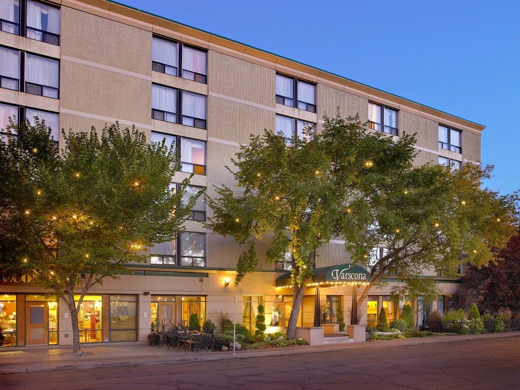 Varscona Hotel On Whyte Едмънтън Екстериор снимка